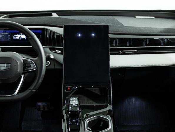 Geely Atlas II с пробегом 2024 года, цена 2 949 700 рублей, 13000 км, внедорожник, Автокод Объявления