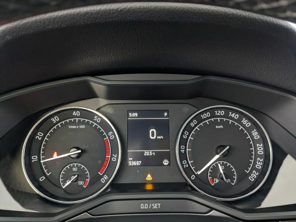 Skoda Superb III с пробегом 2019 года, цена 2 450 000 рублей, 53688 км, лифтбек, Автокод Объявления