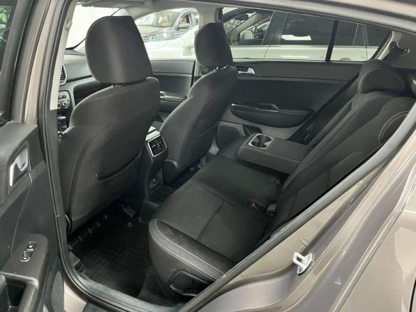 Kia Sportage IV Рестайлинг с пробегом 2019 года, цена 1 649 000 рублей, 217615 км, внедорожник, Автокод Объявления
