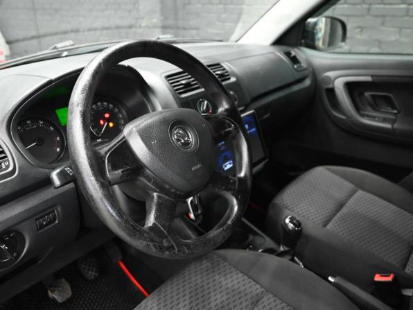 Skoda Fabia II Рестайлинг с пробегом 2013 года, цена 600 000 рублей, 120959 км, хэтчбек, Автокод Объявления