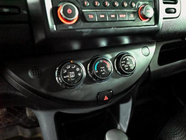 Nissan Note I Рестайлинг с пробегом 2012 года, цена 850 000 рублей, 207786 км, хэтчбек, Автокод Объявления