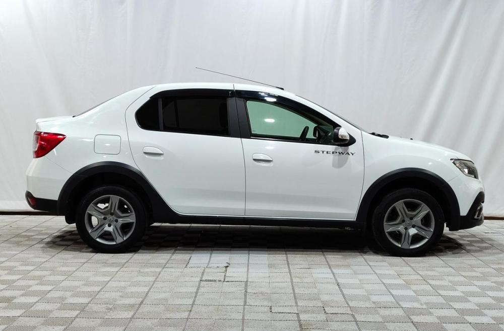 Renault Logan II Рестайлинг Нижневартовск  - изображение 4