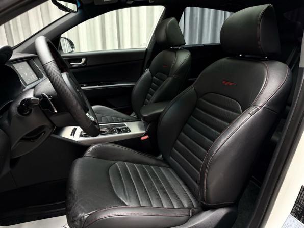 Kia Optima IV с пробегом 2017 года, цена 1 799 000 рублей, 185114 км, седан, Автокод Объявления