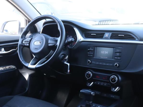 Kia Rio IV Рестайлинг с пробегом 2021 года, цена 1 630 000 рублей, 91800 км, хэтчбек, Автокод Объявления