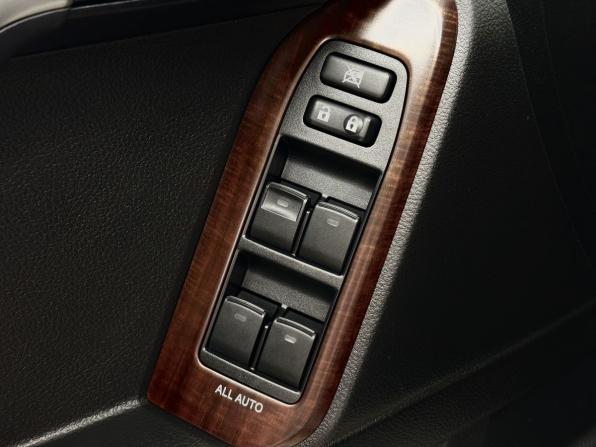 Toyota Land Cruiser Prado 150 Series Рестайлинг 1 с пробегом 2016 года, цена 3 965 000 рублей, 193343 км, внедорожник, Автокод Объявления