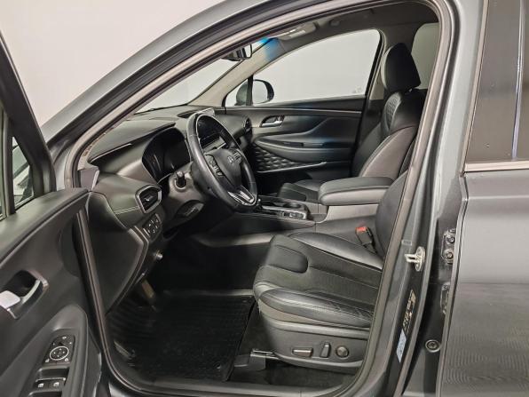 Hyundai Santa Fe IV с пробегом 2018 года, цена 2 999 000 рублей, 101034 км, внедорожник, Автокод Объявления