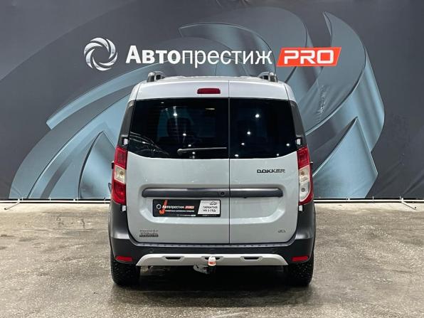 Renault Dokker I с пробегом 2019 года, цена 1 219 000 рублей, 105710 км, компактвэн, Автокод Объявления