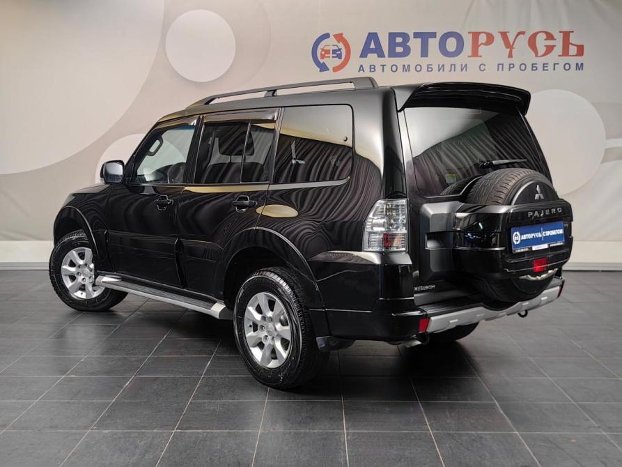 Mitsubishi Pajero IV Рестайлинг 1 Москва  - изображение 2