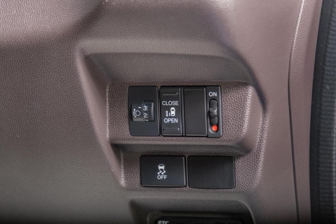 Honda Freed II с пробегом 2017 года, цена 1 529 000 рублей, 157000 км, компактвэн, Автокод Объявления
