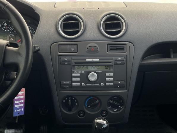 Ford Fusion I Рестайлинг с пробегом 2008 года, цена 650 000 рублей, 74059 км, хэтчбек, Автокод Объявления