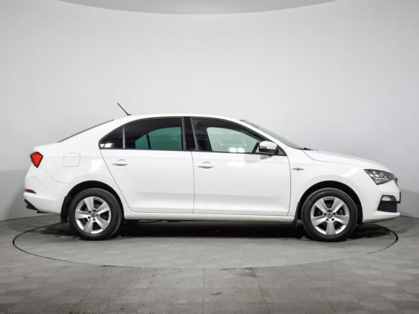 Skoda Rapid II с пробегом 2020 года, цена 1 640 000 рублей, 45000 км, лифтбек, Автокод Объявления