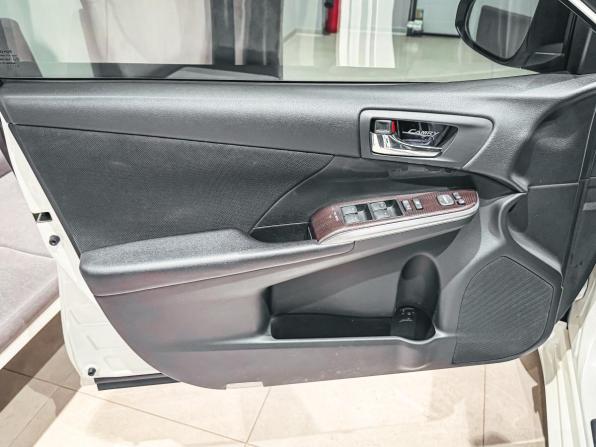 Toyota Camry VII (XV50) Рестайлинг с пробегом 2015 года, цена 1 880 000 рублей, 96318 км, седан, Автокод Объявления