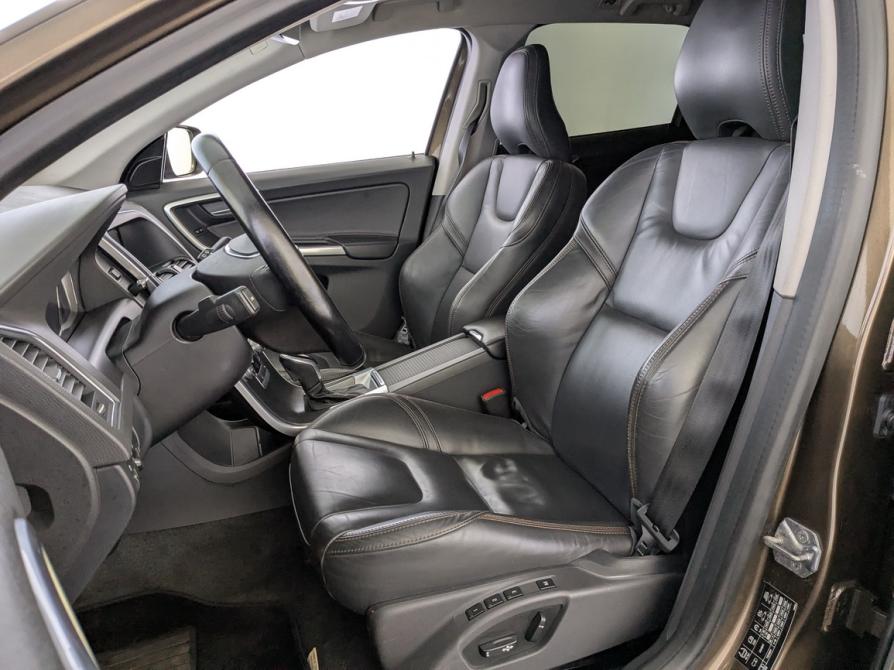 Volvo XC60 I Рестайлинг Москва  - изображение 18