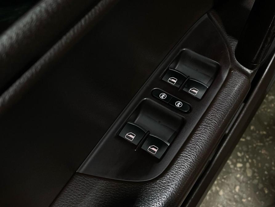 Volkswagen Touareg II Рестайлинг Пермь  - изображение 18