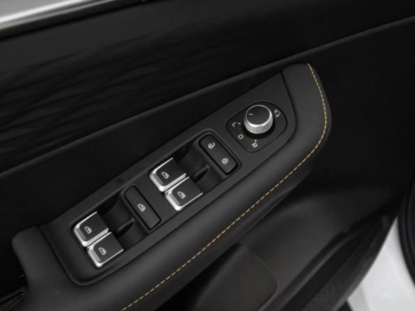 Geely Coolray I Рестайлинг с пробегом 2025 года, цена 2 888 888 рублей, 26 км, внедорожник, Автокод Объявления