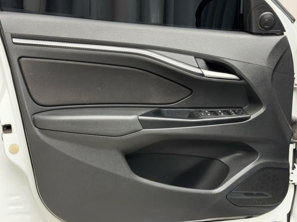 Lada (ВАЗ) Vesta I с пробегом 2021 года, цена 1 149 000 рублей, 82779 км, седан, Автокод Объявления