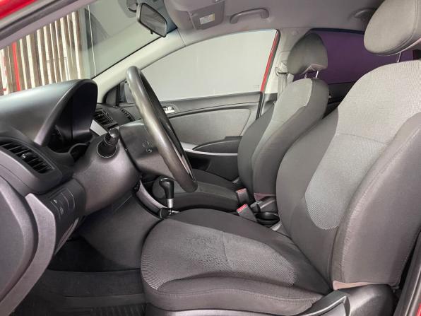 Hyundai Solaris I с пробегом 2013 года, цена 799 000 рублей, 158976 км, седан, Автокод Объявления