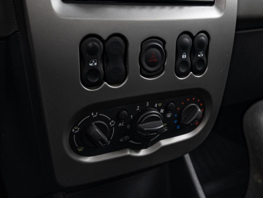 Renault Sandero I Краснодар  - изображение 13