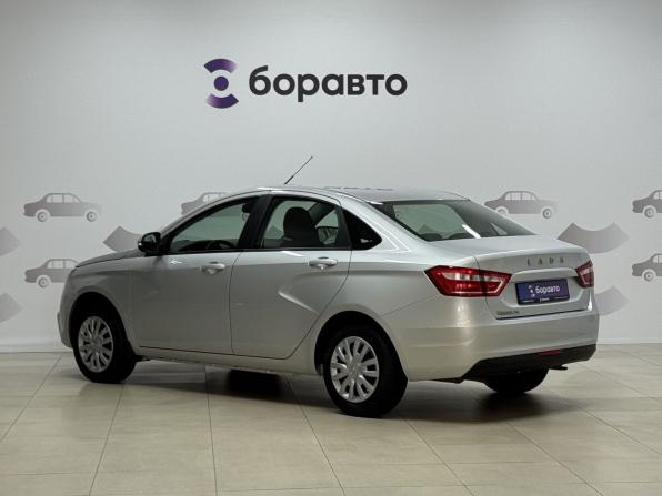 Lada (ВАЗ) Vesta I с пробегом 2018 года, цена 900 000 рублей, 90255 км, седан, Автокод Объявления