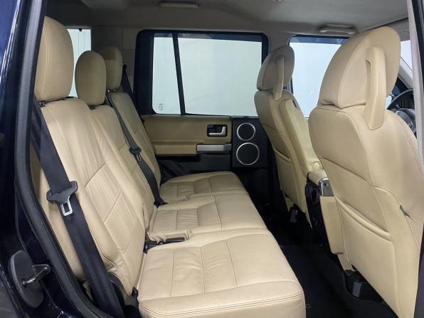 Land Rover Discovery III с пробегом 2008 года, цена 1 089 000 рублей, 300812 км, внедорожник, Автокод Объявления