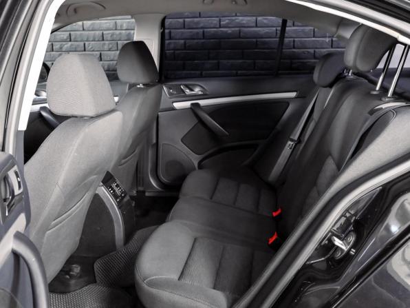 Skoda Octavia II (A5) Рестайлинг с пробегом 2012 года, цена 1 000 000 рублей, 161430 км, лифтбек, Автокод Объявления