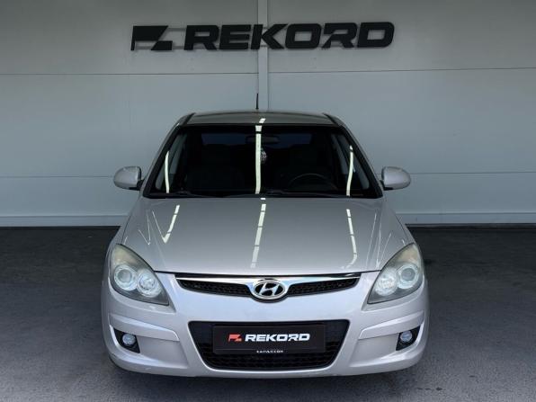 Hyundai i30 I с пробегом 2009 года, цена 529 000 рублей, 210767 км, хэтчбек, Автокод Объявления