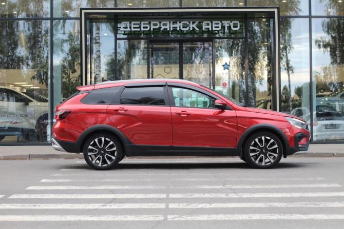 Lada (ВАЗ) Vesta I Рестайлинг (NG) с пробегом 2023 года, цена 1 445 000 рублей, 63258 км, универсал, Автокод Объявления