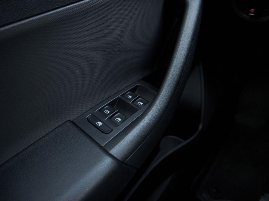 Volkswagen Polo VI Казань  - изображение 12