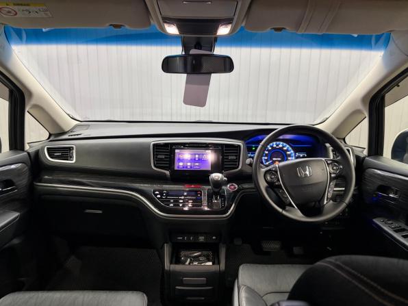 Honda Odyssey V с пробегом 2016 года, цена 2 097 000 рублей, 176100 км, минивэн, Автокод Объявления