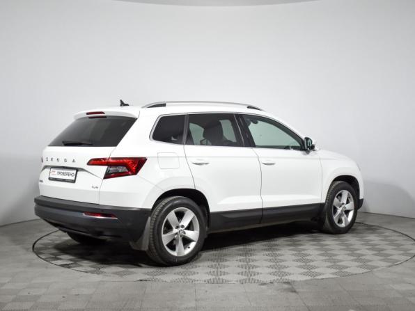 Skoda Karoq I с пробегом 2021 года, цена 2 489 000 рублей, 99345 км, внедорожник, Автокод Объявления