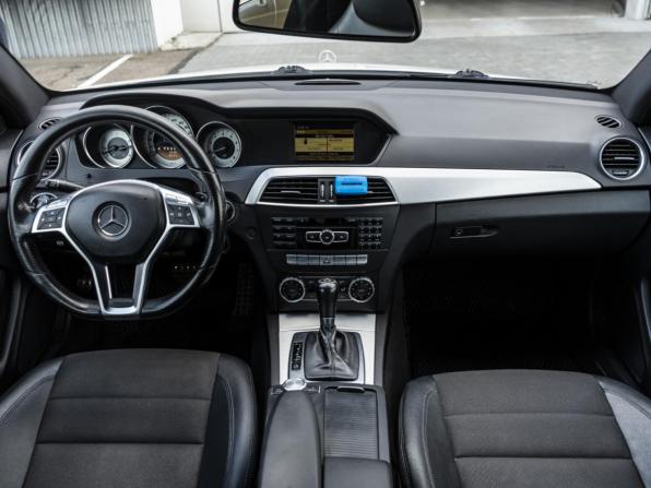 Mercedes-Benz C-Класс III (W204) Рестайлинг с пробегом 2012 года, цена 1 230 000 рублей, 212000 км, купе, Автокод Объявления