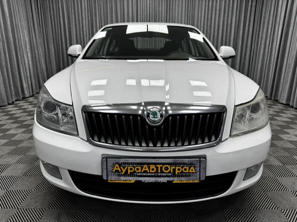 Skoda Octavia II (A5) Рестайлинг с пробегом 2012 года, цена 900 000 рублей, 239983 км, лифтбек, Автокод Объявления
