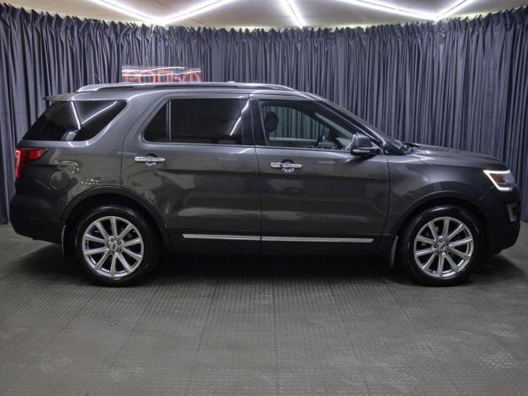 Ford Explorer V Рестайлинг с пробегом 2017 года, цена 2 398 000 рублей, 179658 км, внедорожник, Автокод Объявления