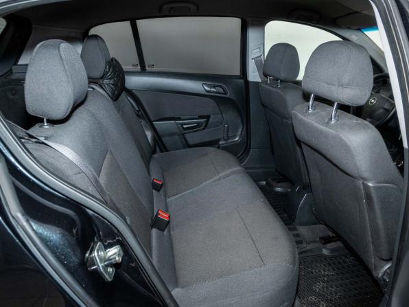 Opel Astra H Рестайлинг с пробегом 2013 года, цена 650 000 рублей, 195000 км, хэтчбек, Автокод Объявления