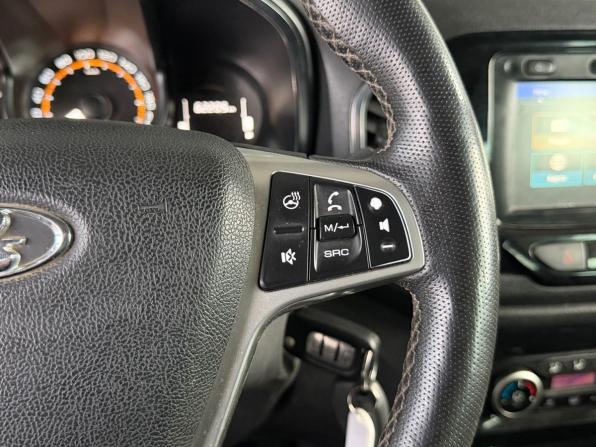 Lada (ВАЗ) XRAY I с пробегом 2018 года, цена 1 030 000 рублей, 62200 км, хэтчбек, Автокод Объявления