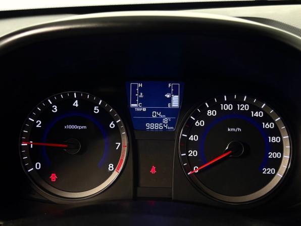 Hyundai Solaris I Рестайлинг с пробегом 2014 года, цена 995 000 рублей, 98863 км, седан, Автокод Объявления