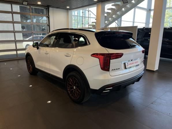 Haval Jolion I Рестайлинг с пробегом 2024 года, цена 2 292 000 рублей, 45606 км, внедорожник, Автокод Объявления