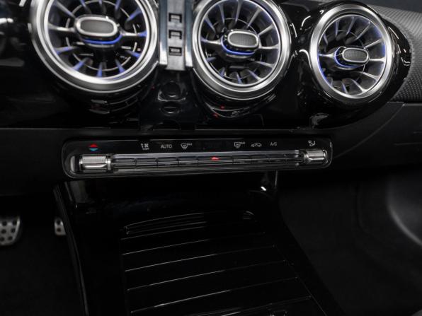 Mercedes-Benz CLA II (C118 X118) с пробегом 2021 года, цена 2 980 000 рублей, 107151 км, седан, Автокод Объявления