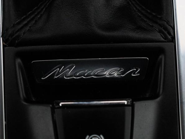 Porsche Macan I с пробегом 2017 года, цена 3 450 000 рублей, 124920 км, внедорожник, Автокод Объявления