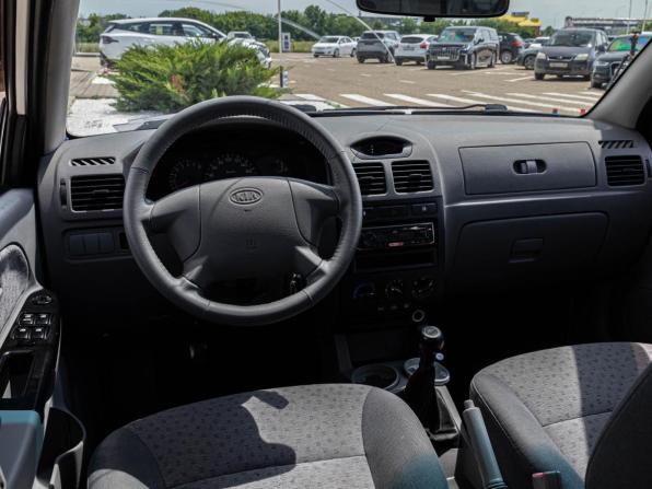 Kia Rio I Рестайлинг с пробегом 2005 года, цена 260 000 рублей, 195698 км, седан, Автокод Объявления