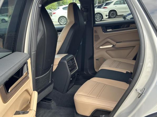 Porsche Cayenne III Рестайлинг с пробегом 2023 года, цена 15 490 000 рублей, 32001 км, внедорожник, Автокод Объявления