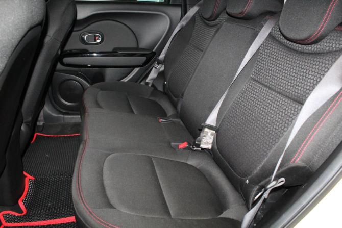 Kia Soul II Рестайлинг с пробегом 2018 года, цена 1 790 000 рублей, 45654 км, хэтчбек, Автокод Объявления