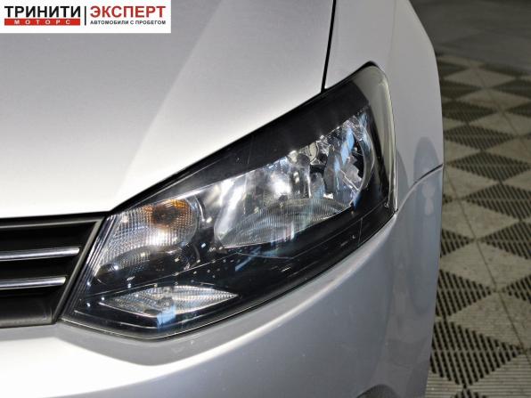 Volkswagen Polo V с пробегом 2015 года, цена 1 037 000 рублей, 111101 км, седан, Автокод Объявления