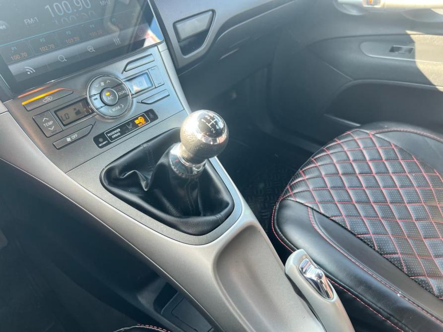 Toyota Auris I Стерлитамак  - изображение 19