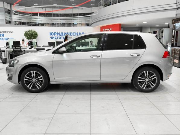 Volkswagen Golf VII с пробегом 2013 года, цена 1 320 000 рублей, 135242 км, хэтчбек, Автокод Объявления