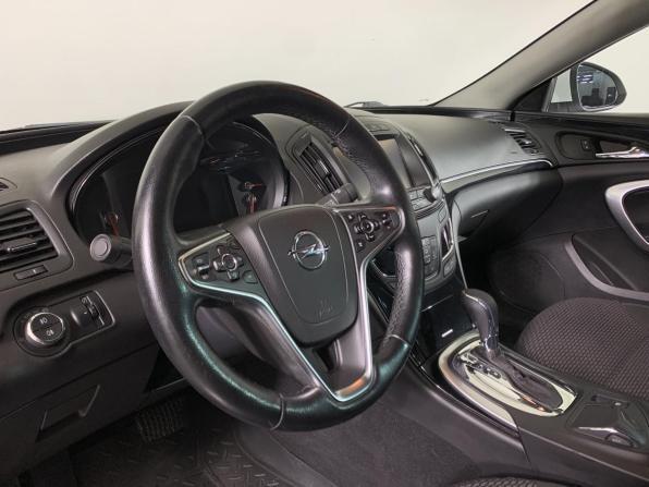 Opel Insignia I Рестайлинг с пробегом 2014 года, цена 920 000 рублей, 190000 км, седан, Автокод Объявления