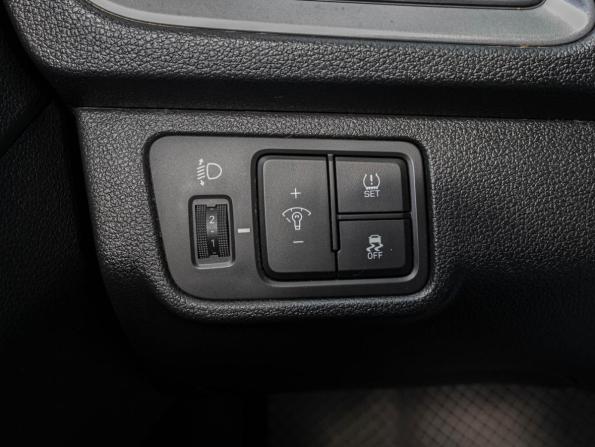 Hyundai Solaris II с пробегом 2019 года, цена 1 499 000 рублей, 127833 км, седан, Автокод Объявления
