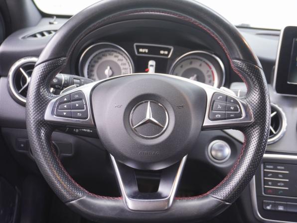 Mercedes-Benz GLA I (X156) с пробегом 2016 года, цена 1 900 000 рублей, 217811 км, внедорожник, Автокод Объявления