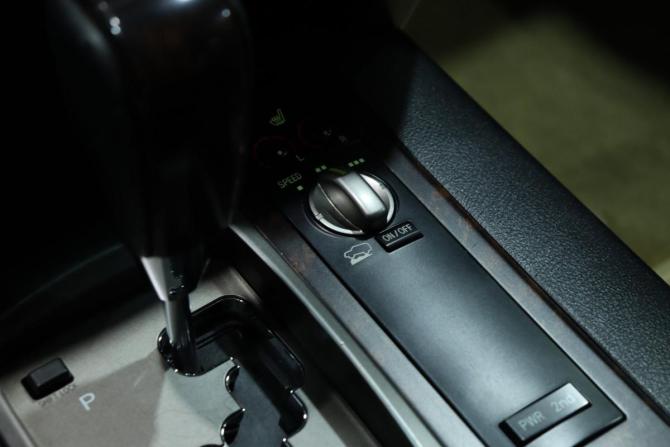 Toyota Land Cruiser 200 Series с пробегом 2010 года, цена 3 395 000 рублей, 233114 км, внедорожник, Автокод Объявления