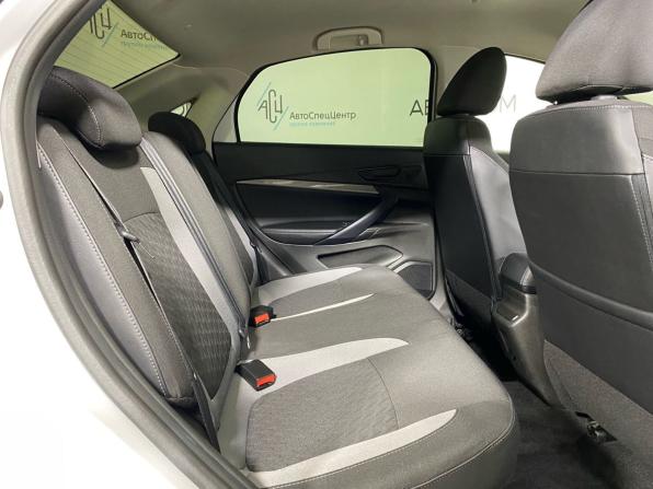 Lada (ВАЗ) Vesta I Рестайлинг (NG) с пробегом 2023 года, цена 1 125 000 рублей, 27841 км, седан, Автокод Объявления